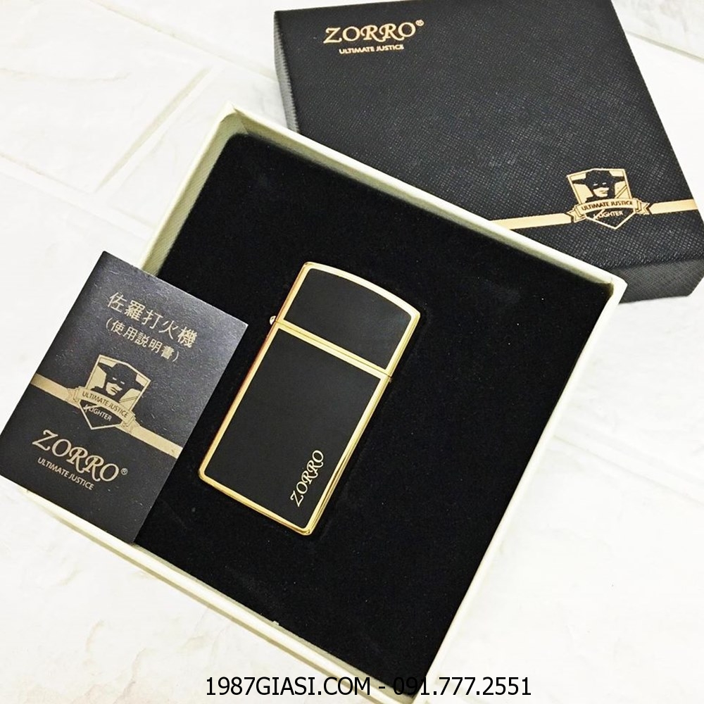 BẬT LỬA ZIPPO SLIM ZORRO ULTIMATE MÀU VÀNG ĐEN (FULL BOX) - (XÀI XĂNG)